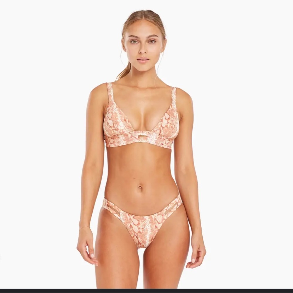 Neutra Sand Snake set